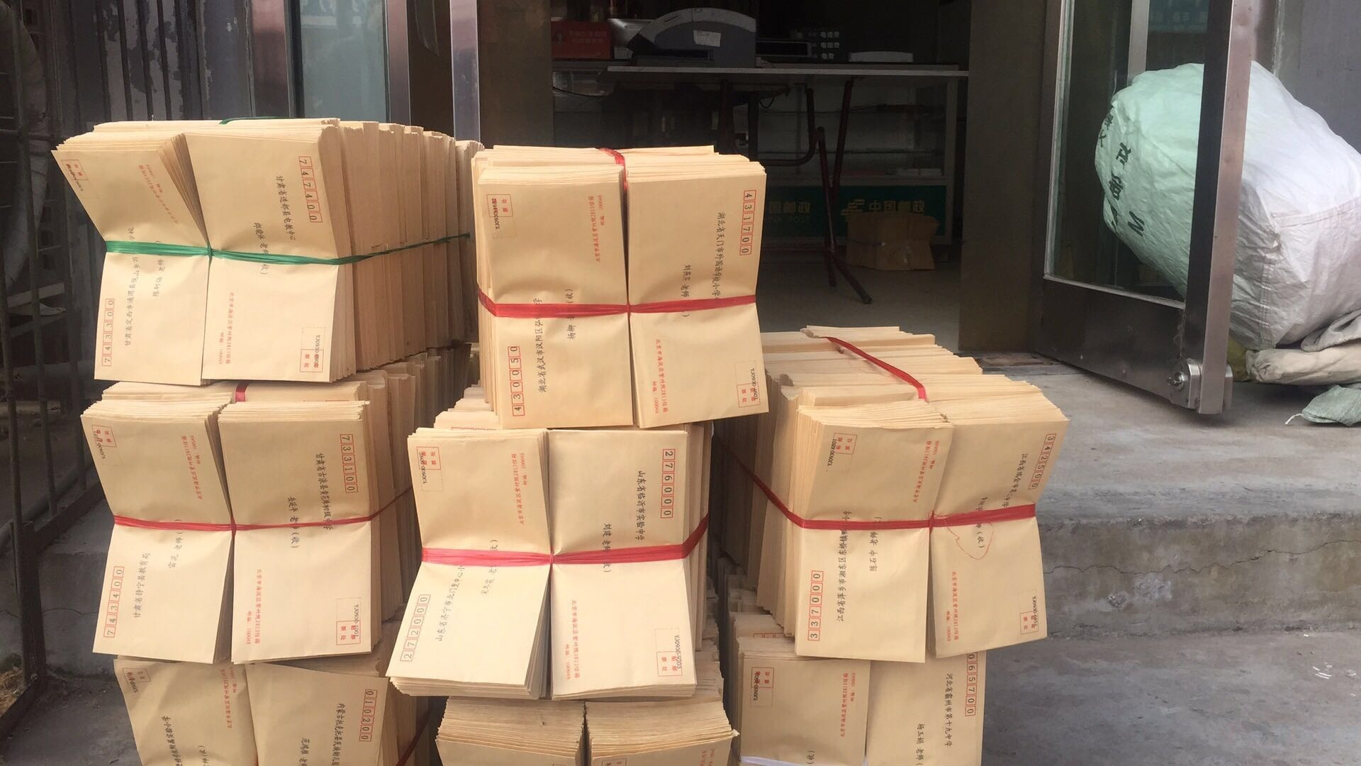 手提袋展會物料印刷的關鍵要素與策略